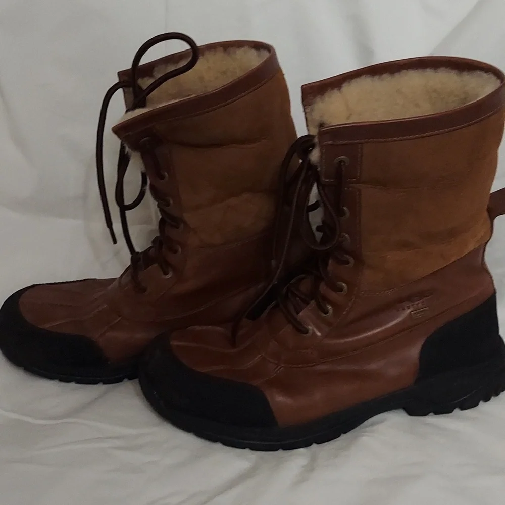 UGG BUTTE WORCHESTER STOUT WATERPROOF LEATHER SNOW BOOTS SIZE US 11